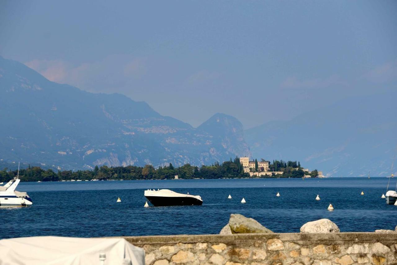 Blu & Green Appartment Manerba del Garda Exterior foto